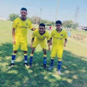 Meet your Posher, Morales